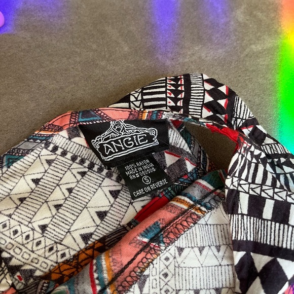 Boho Indie Crop Top Sleeveless Shirt with Button Detail Back Cutout Size Small - Picture 8 of 10